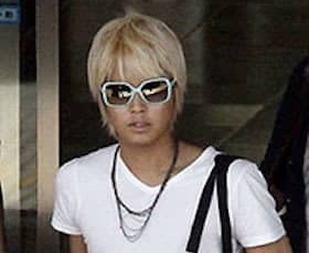 手越祐也