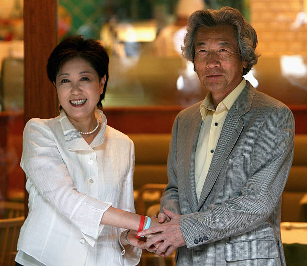 百合子 息子 小池